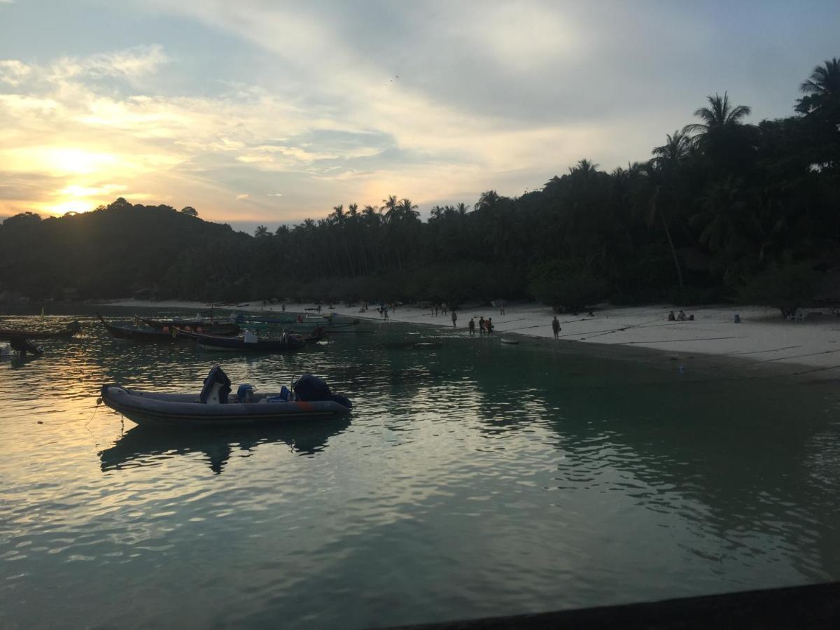 Rocky Resort Тау Экстерьер фото